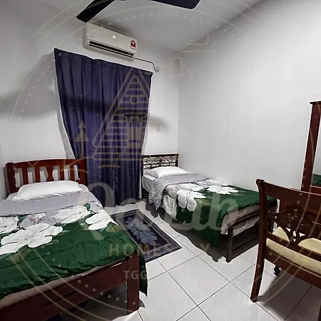 Qalib Homestay Kuala Terengganu Exterior photo